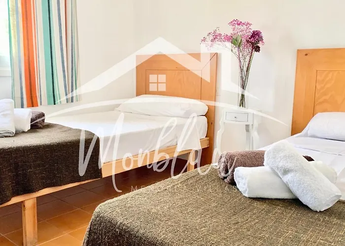 Apartament Sa Torreta 3 *
